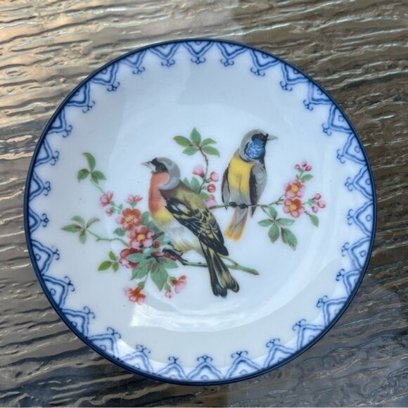 Vintage Trinket / Tea / Butter Pats / Wall Decor Small Plates Birds Set of 4 - Picture 6 of 8